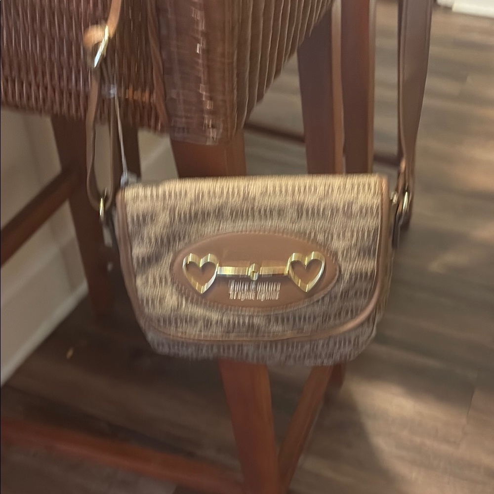 Stylish Brown Crossbody Bag juicy couture neck pillow